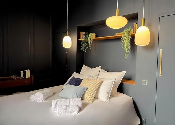 Romantique, Hyper Centre Daire