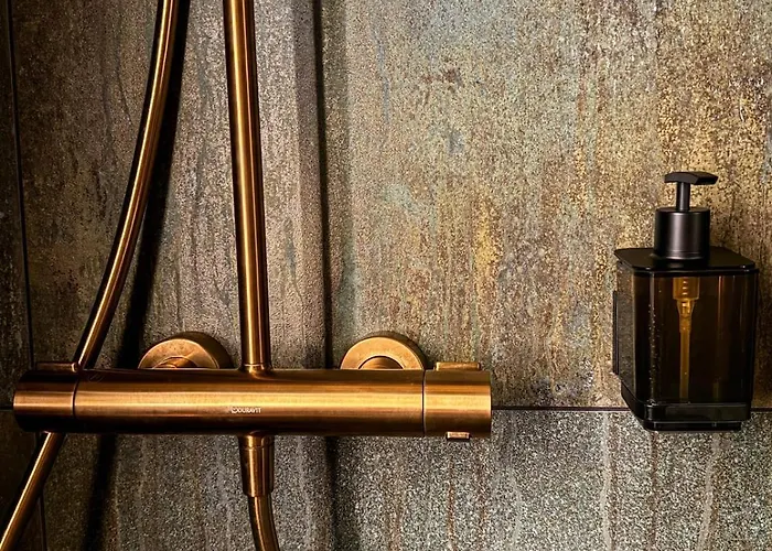 Romantique, Hyper Centre Daire Caen